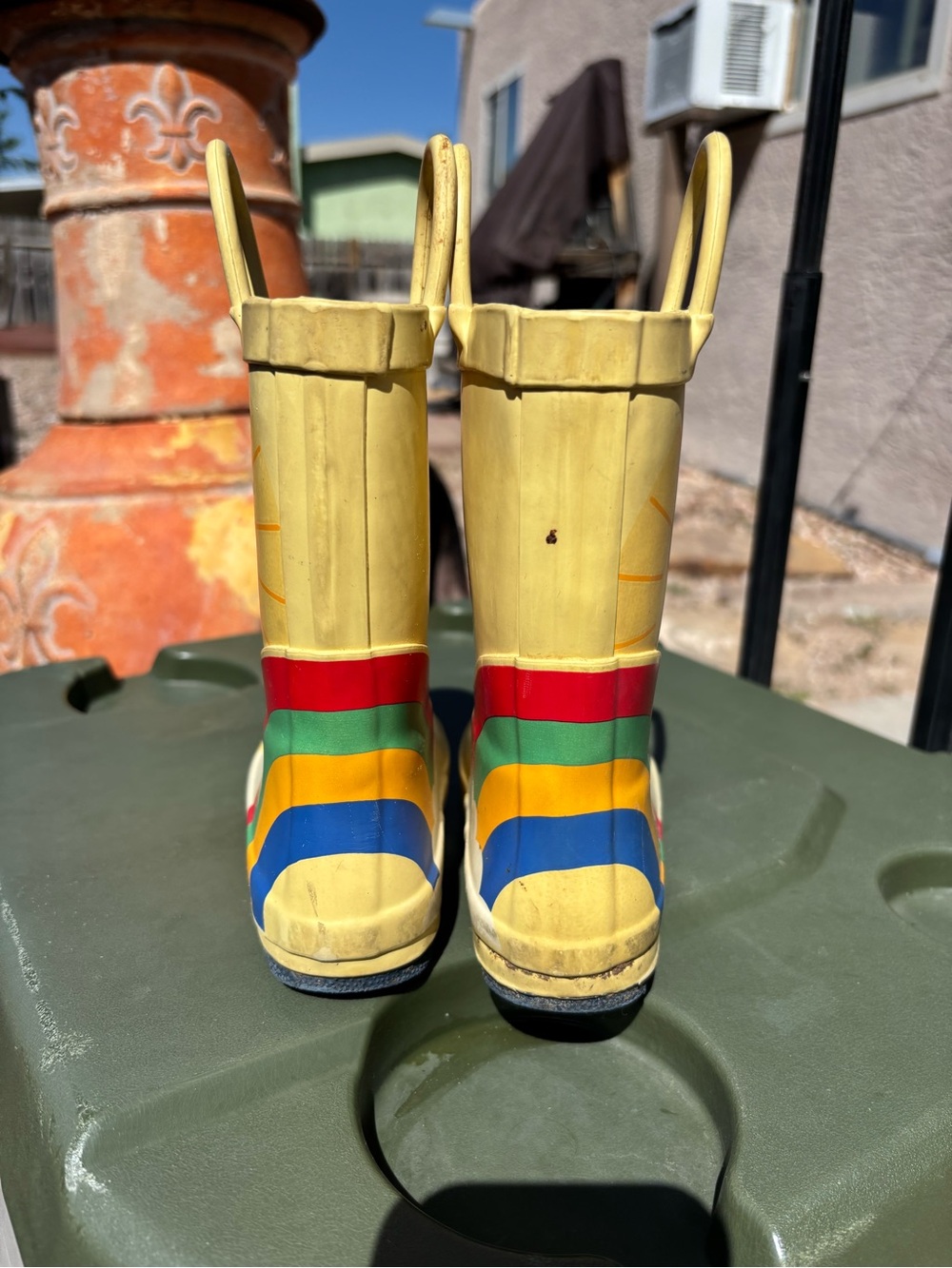 Cat & Jack Yellow Rain Boots with Sun & Rainbow Design Size 8 - Picture 6 of 6